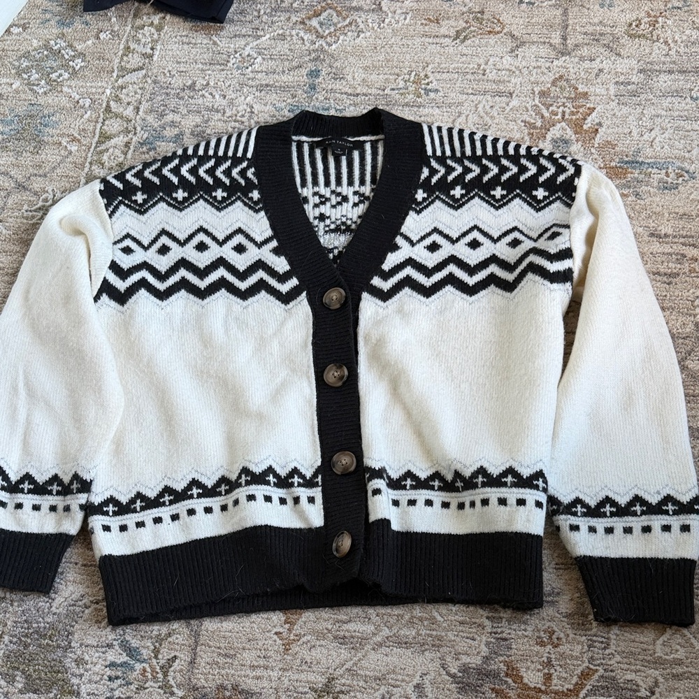 Ann Taylor Monochrome Striped Knit Top
